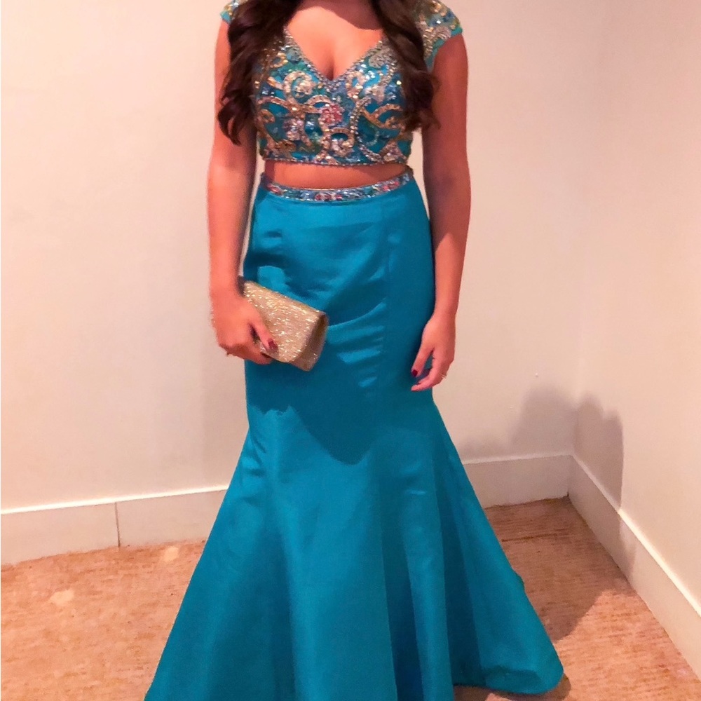 Sherri Hill 2-piece turquoise dress (size 6)